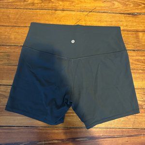 dark grey lululemon align shorts